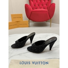 Louis Vuitton Slippers